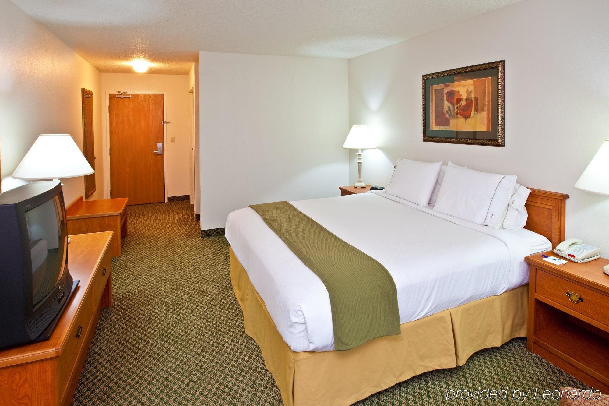 Holiday Inn Express & Suites Logan, An Ihg Hotel Bilik gambar